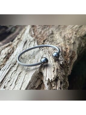 Silver Tone Twisted Cable Cuff Bracelet Flexible Open Bangle Orb Ends Minimalist
